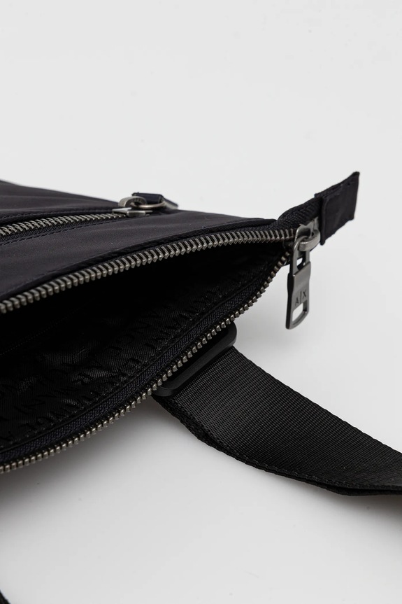 Armani Exchange borsetă bleumarin XM000105.AF15129