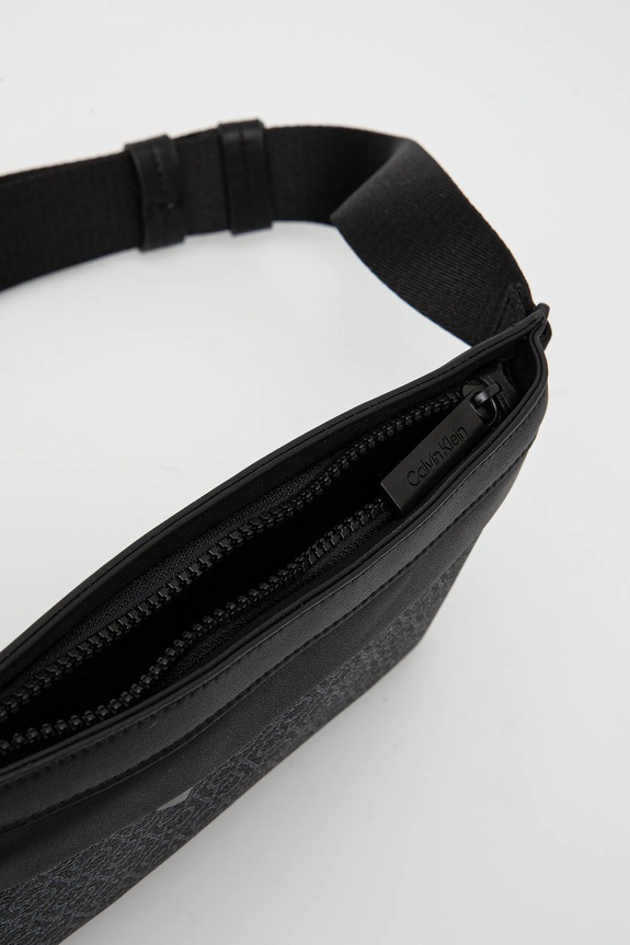 Calvin Klein nerka K50K513048 granatowy