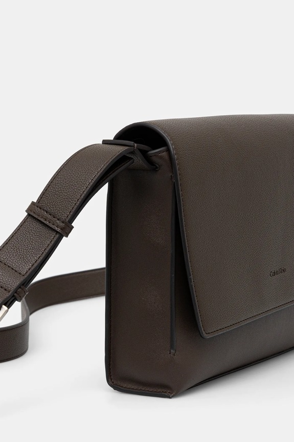 Calvin Klein saszetka LV04D3034G brązowy SS25