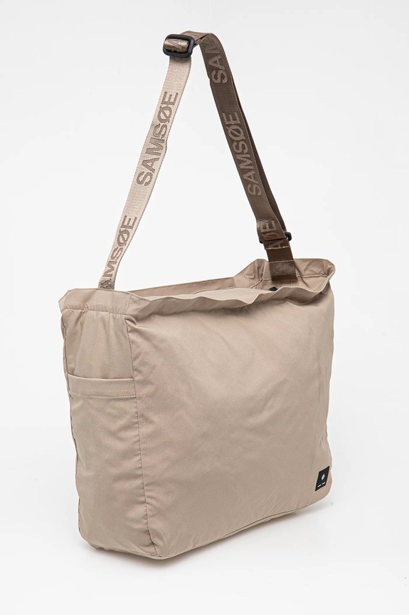 Samsoe Samsoe bag SALUIS 38 x 36 x 13,5 cm M25100043 green SS25