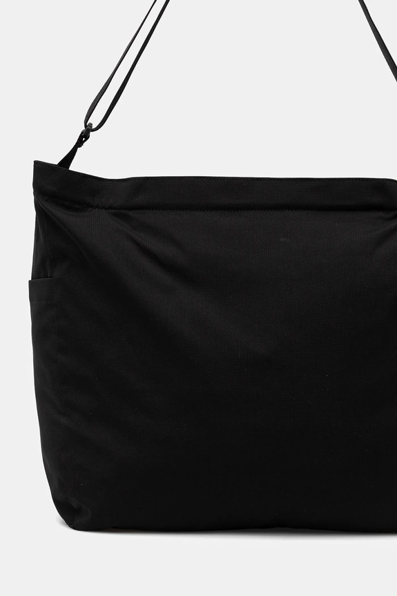 Αξεσουάρ Τσάντα Samsoe Samsoe SALUIS 38 x 36 x 13,5 cm M25100043 μαύρο