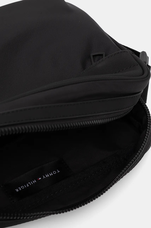 Ledvinka Tommy Hilfiger AM0AM13187 černá