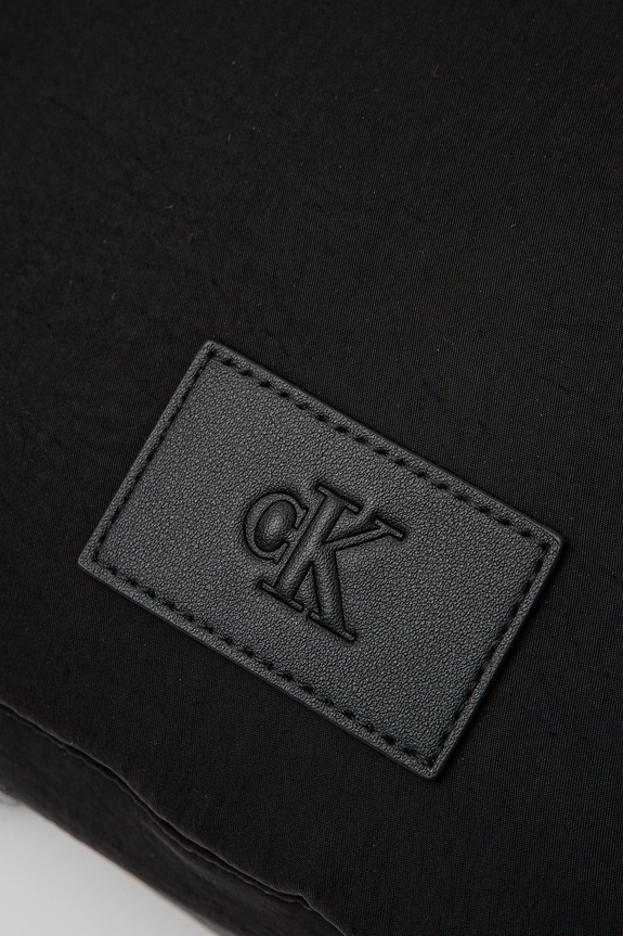 Ľadvinka Calvin Klein Jeans čierna LV04G3088G