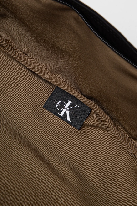 Ľadvinka Calvin Klein Jeans LV04G3088G čierna