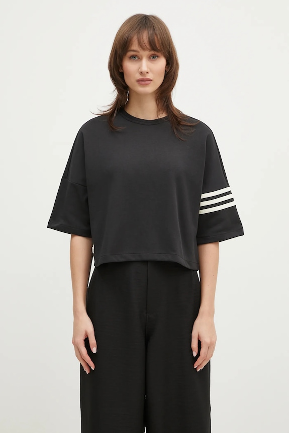 adidas Originals t-shirt Neuclassics applique black JI8510
