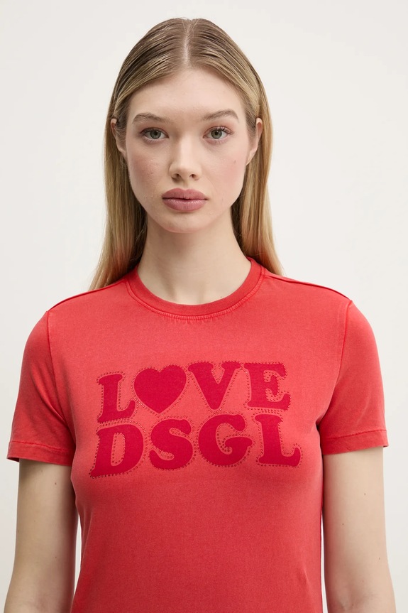 Desigual t-shirt LOVE DSGL piros 25SWTK10