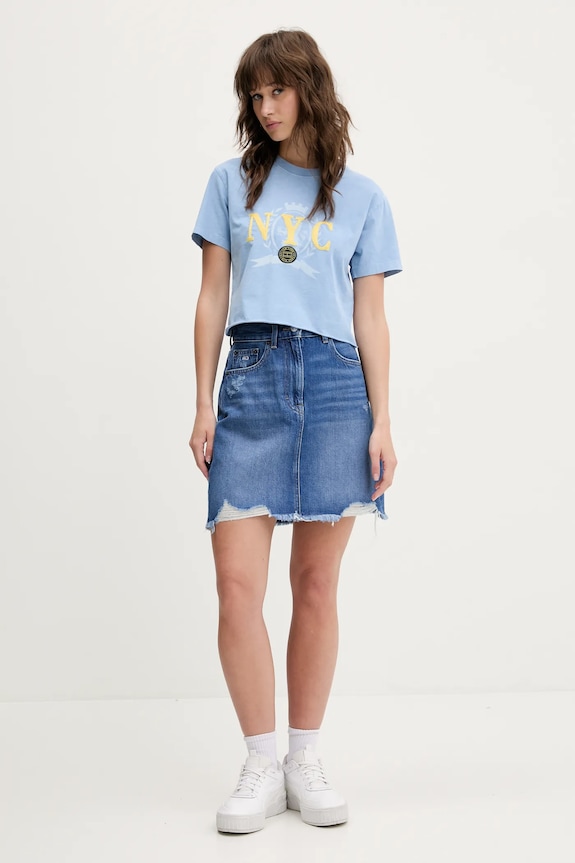 Bavlnené tričko Tommy Jeans DW0DW20424 modrá SS25