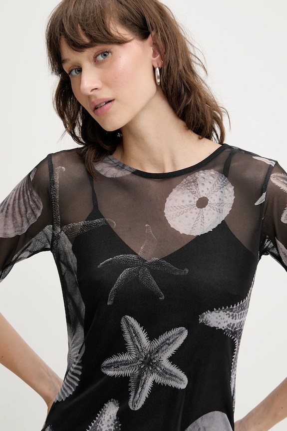 Never Fully Dressed t-shirt czarny NFDTO1757