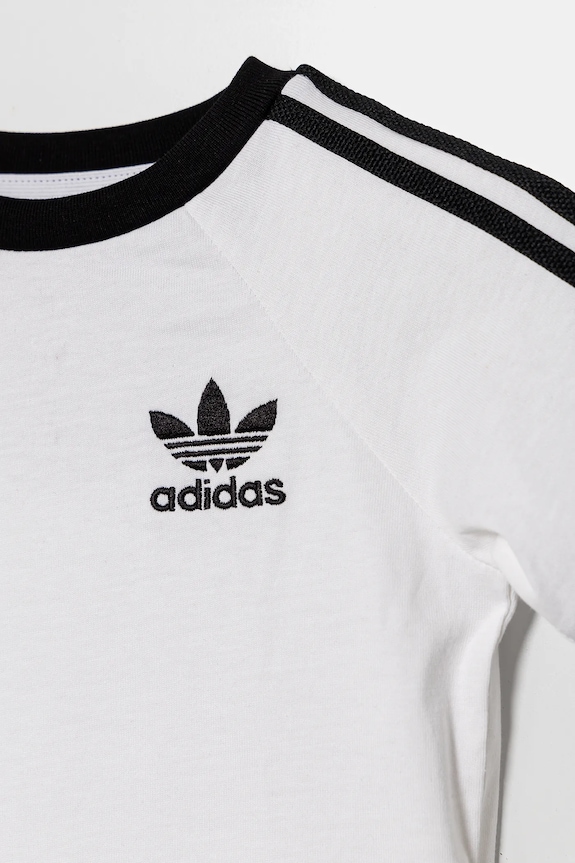 Chlapec Detské bavlnené tričko adidas Originals JE0519 biela
