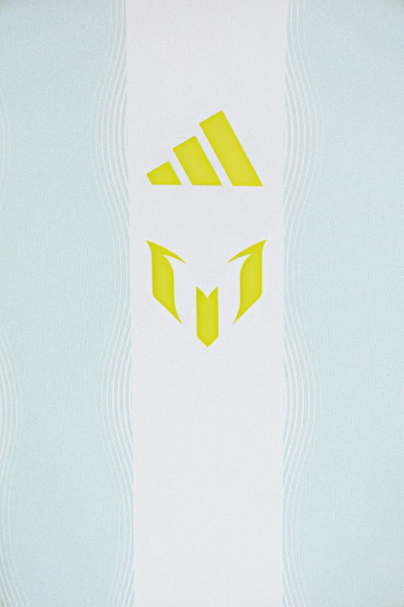 Παιδικό μπλουζάκι adidas Performance MESSI λευκό JI5460