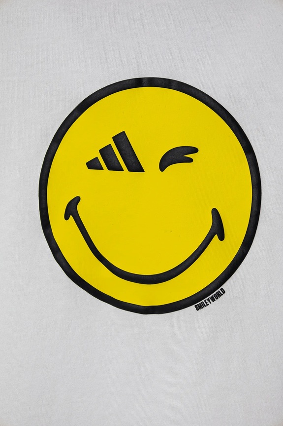 adidas t-shirt in cotone per bambini x Smiley World bianco JJ3071