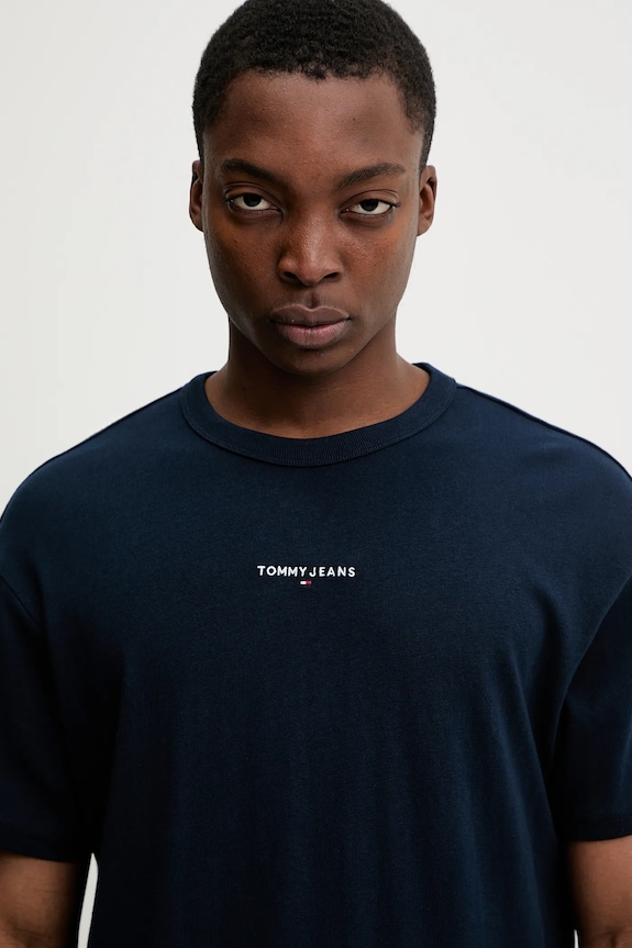 Bavlnené tričko Tommy Jeans tmavomodrá DM0DM21110