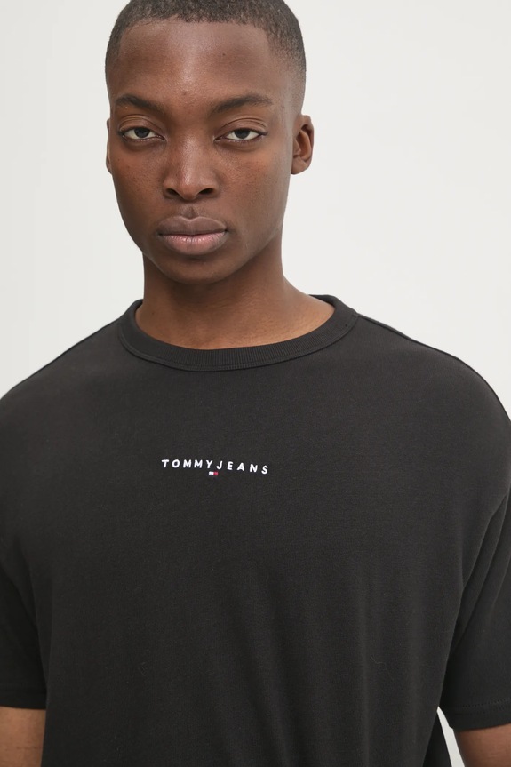 Bavlnené tričko Tommy Jeans čierna DM0DM21110