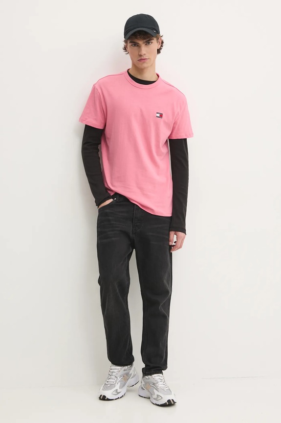 Pamučna majica Tommy Jeans DM0DM20322 roza AW25