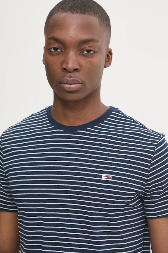 Bavlněné tričko Tommy Jeans námořnická modř DM0DM20377