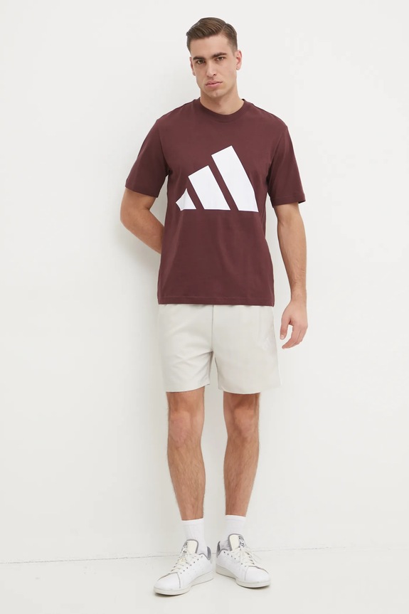 Bombažna kratka majica adidas Essentials JE8939 bordo SS25