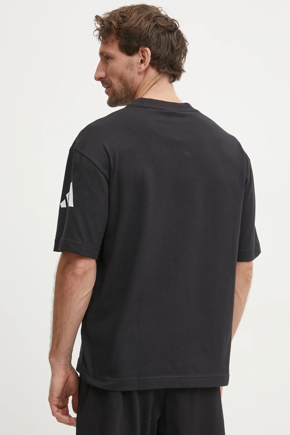 Oblečenie Bavlnené tričko adidas Essentials JF3615 čierna