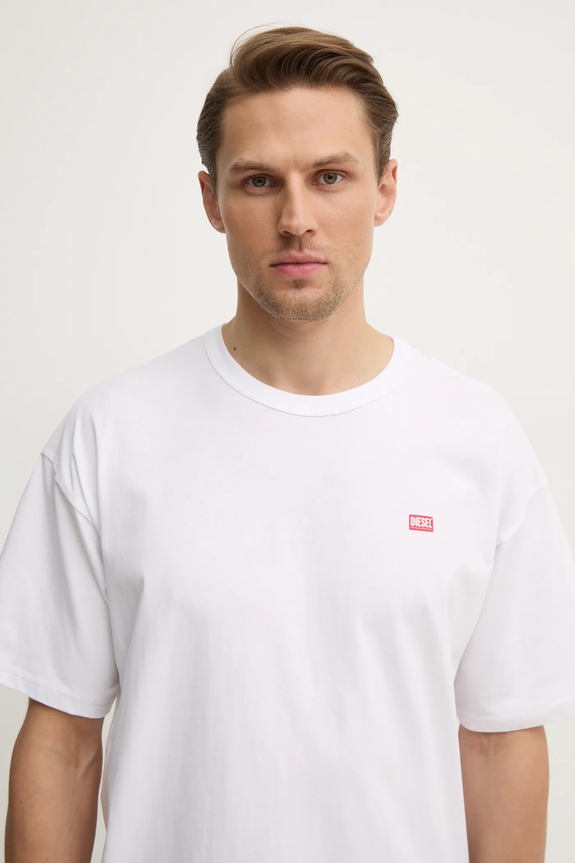 Diesel oversize tričko pánske bavlnené T-BOXT-R30 T-SHIRT biela A16400.0QIAM