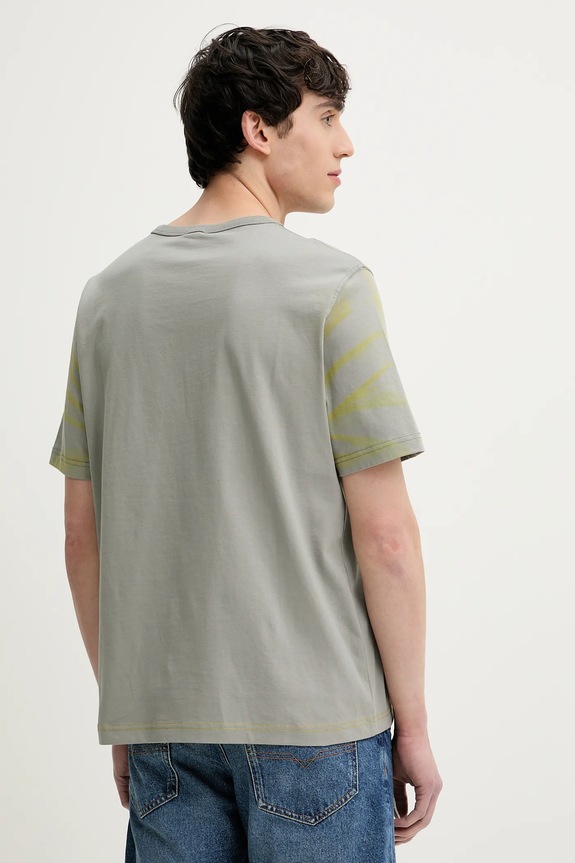 Ρούχα Βαμβακερό μπλουζάκι Diesel T-ADJUST-R23 T-SHIRT A16614.0QLAA πράσινο