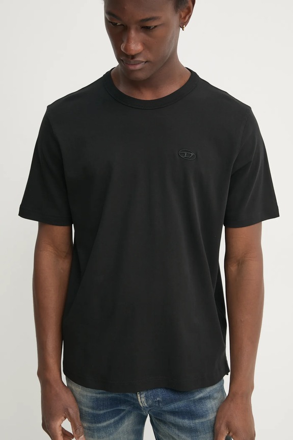 Kratka majica Diesel T-ADJUST-SLITS-R17 T-SHIRT črna A16672.0AIJU