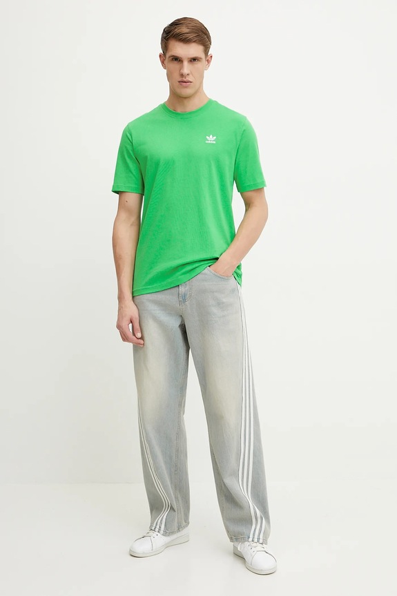 Βαμβακερό μπλουζάκι adidas Originals Trefoil JN0235 πράσινο SS25