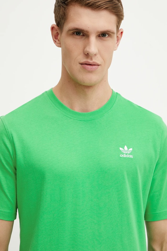 Βαμβακερό μπλουζάκι adidas Originals Trefoil πράσινο JN0235