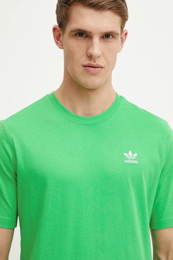 Βαμβακερό μπλουζάκι adidas Originals Trefoil πράσινο JN0235