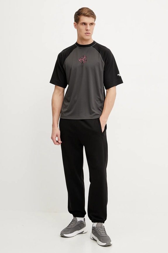 The North Face t-shirt TNF X NSE NF0A8CTKMN81 grigio SS25