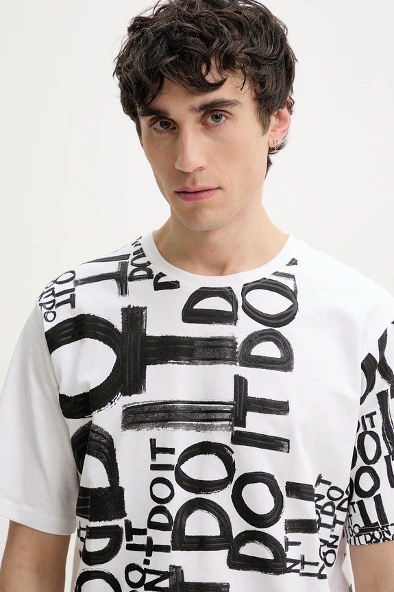 Desigual tricou din bumbac LONDON alb 25SMTK12