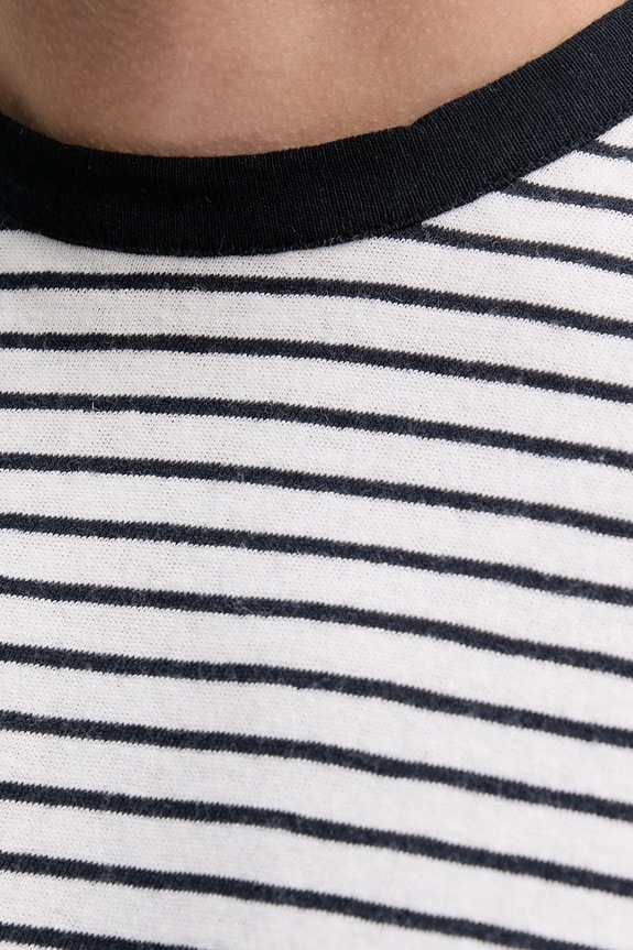 Μπλουζάκι με λινό μείγμα BOSS 50537498 σκούρο μπλε