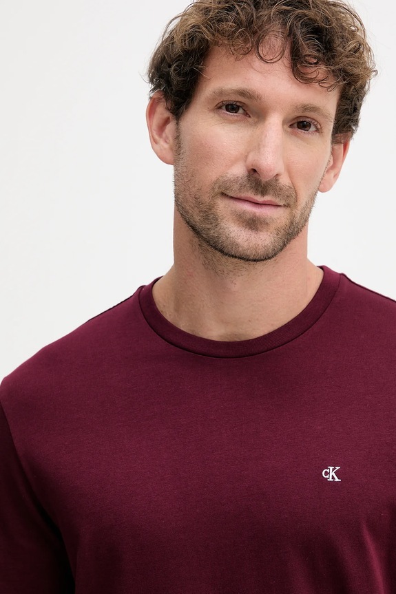 Abbigliamento Calvin Klein Jeans t-shirt in cotone LV040HM265 granata
