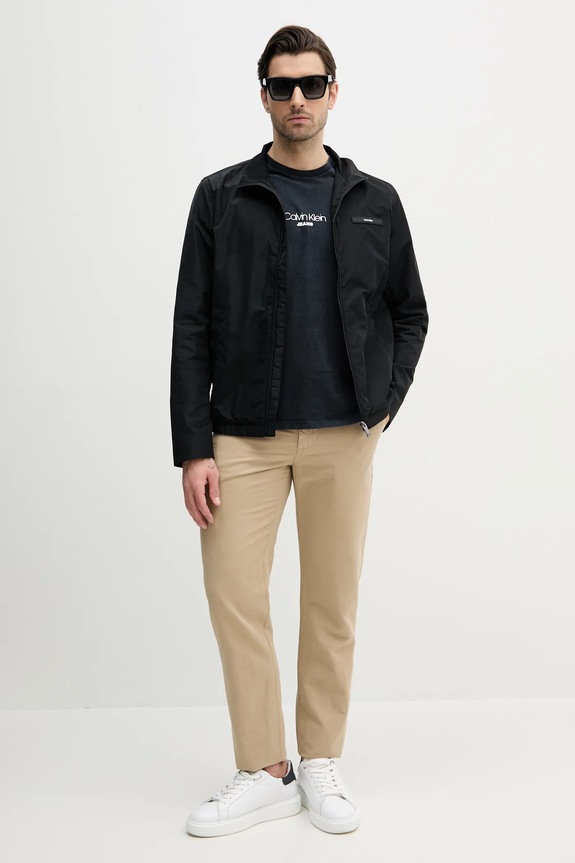 Βαμβακερό μπλουζάκι Calvin Klein Jeans LV04RB824G σκούρο μπλε SS25