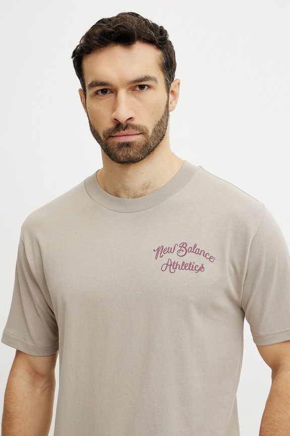 New Balance t-shirt beżowy MT43556ADS