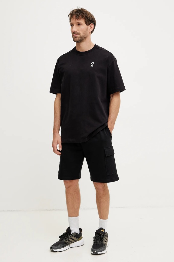 Bombažna kratka majica On Club T 1ME10050553 črna SS26