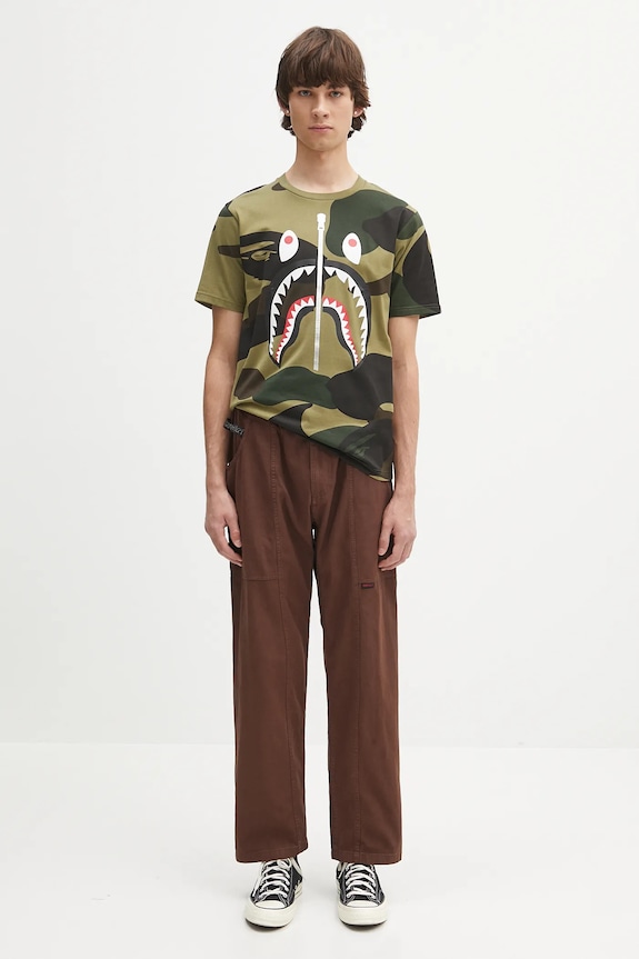 A Bathing Ape t-shirt in cotone Giant 1St Camo Shark 1L30109011 verde