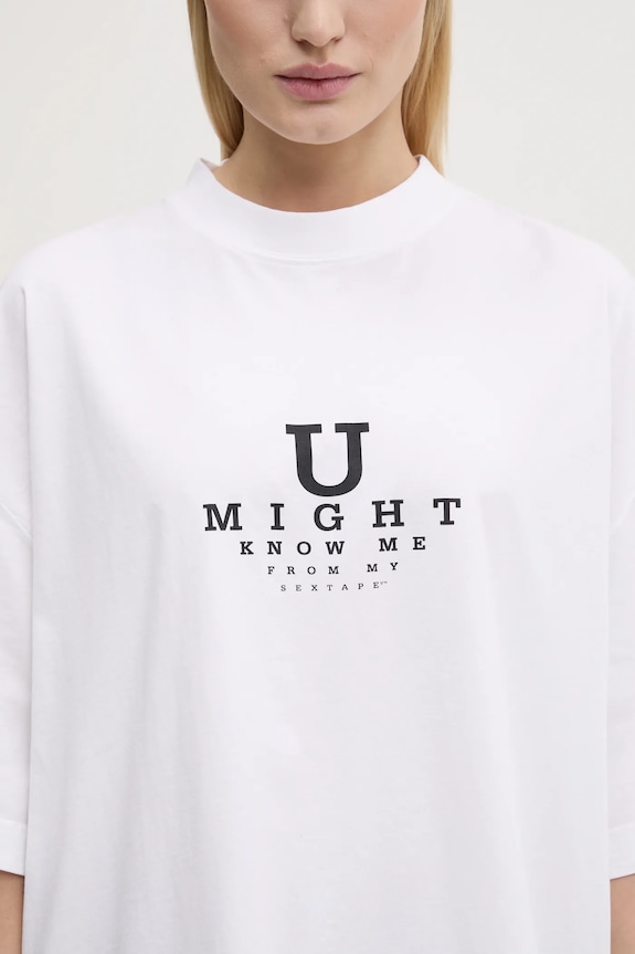 Хлопковая футболка VETEMENTS U Might Know Me Cropped Boxy UA66TR760W
