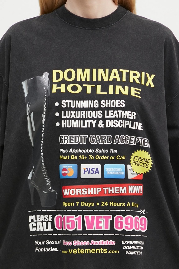VETEMENTS cotton t-shirt Dominatrix Hotline Oversized UA66TR740B