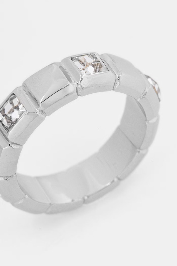 Guess prsteň dámsky z nehrdzavejúcej ocele ACE OF DIAMONDS JUBR06.181JW strieborná SS26