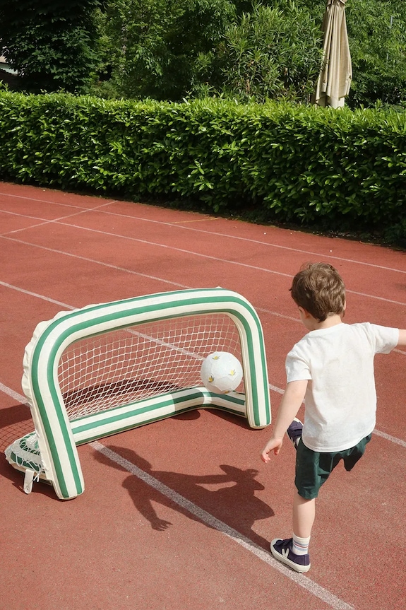 Konges Sløjd dmuchana bramka INFLATABLE GOAL WITH BALL zielony KS104851.PPY2