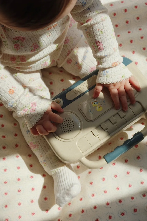 Konges Sløjd jucărie pentru bebe BABY BOOMBOX bej KS104656.PPY2