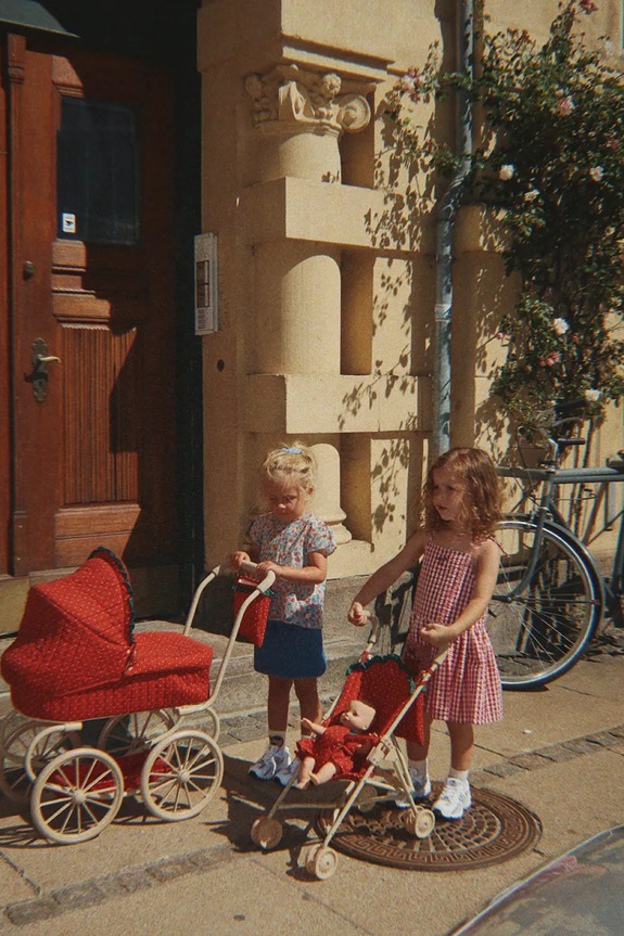 Konges Sløjd wózek dla lalek dziecięcy bawełniany FRAISE DOLL STROLLER KS105387.PPY2