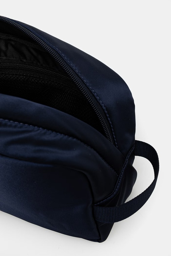 Tommy Hilfiger cestovná kozmetická taška pánska AM0AM14111 tmavomodrá