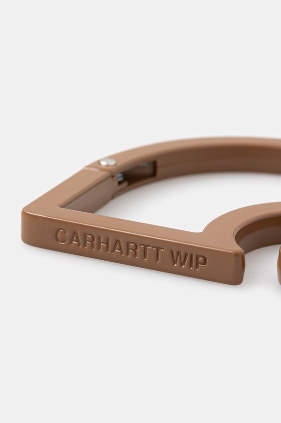 Carhartt WIP C-Logo Carabiner prívesok kovový pánsky I036650.51XX hnedá SS26