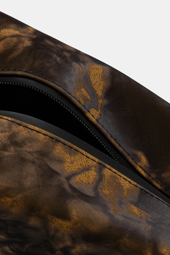 Kozmetická taška Rains 15580 Wash Bag Small W3 hnedá 15580.152