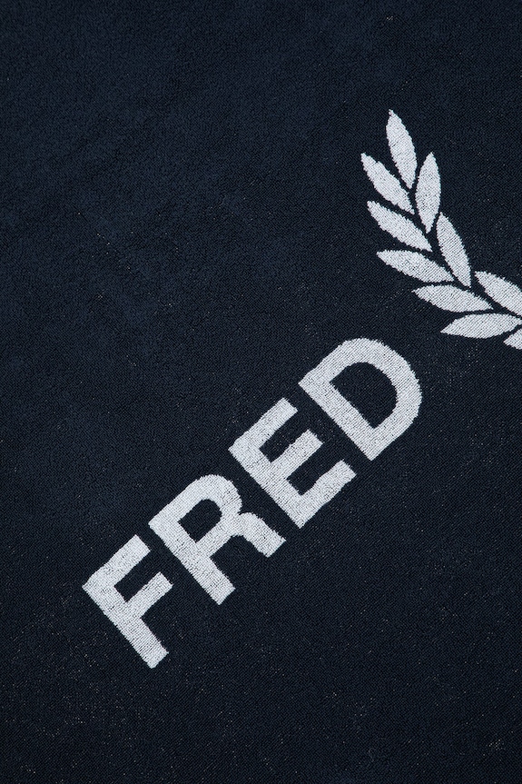 Akcesoria Fred Perry ręcznik plażowy bawełniany MS7705 granatowy