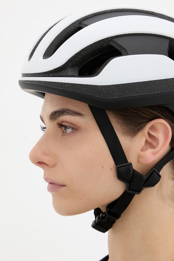 POC cyklistická prilba Omne Lite 10776.