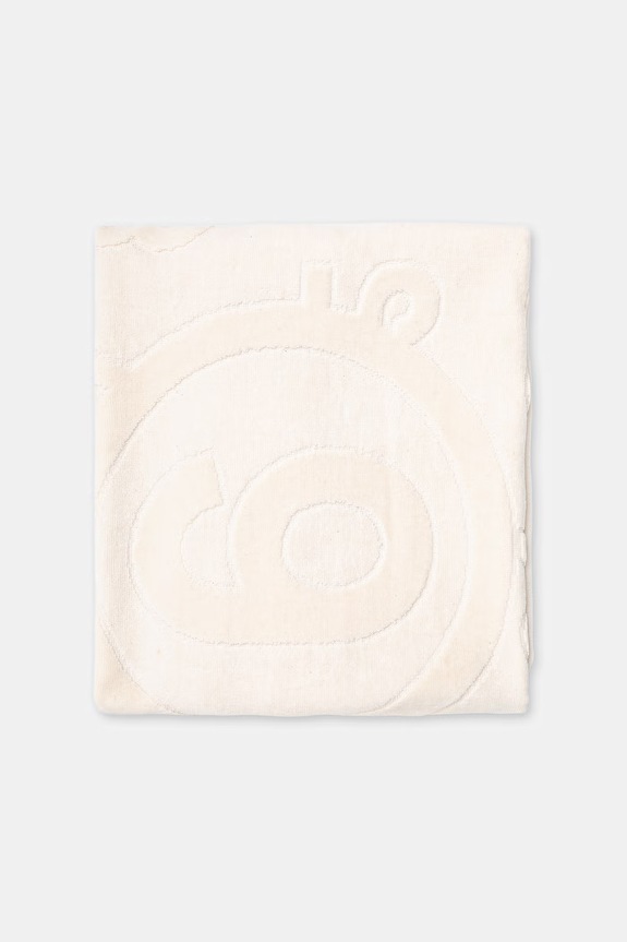 MM6 Maison Margiela ręcznik plażowy bawełniany MYP000150 beżowy SS26