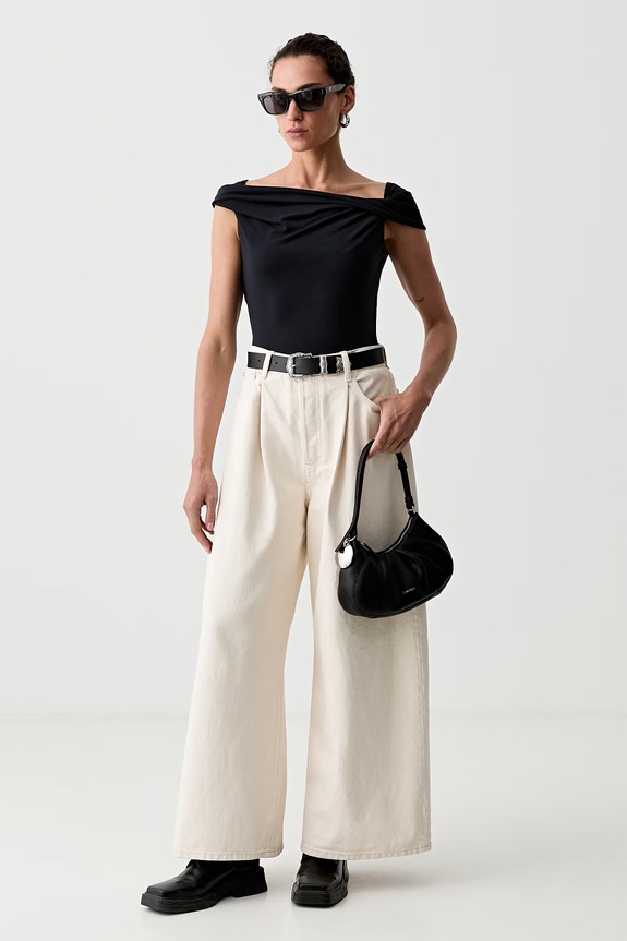 Levi's bluzka hiszpanka damska z wiskozą TORI TWISTED CLEAN 005JB granatowy SS26