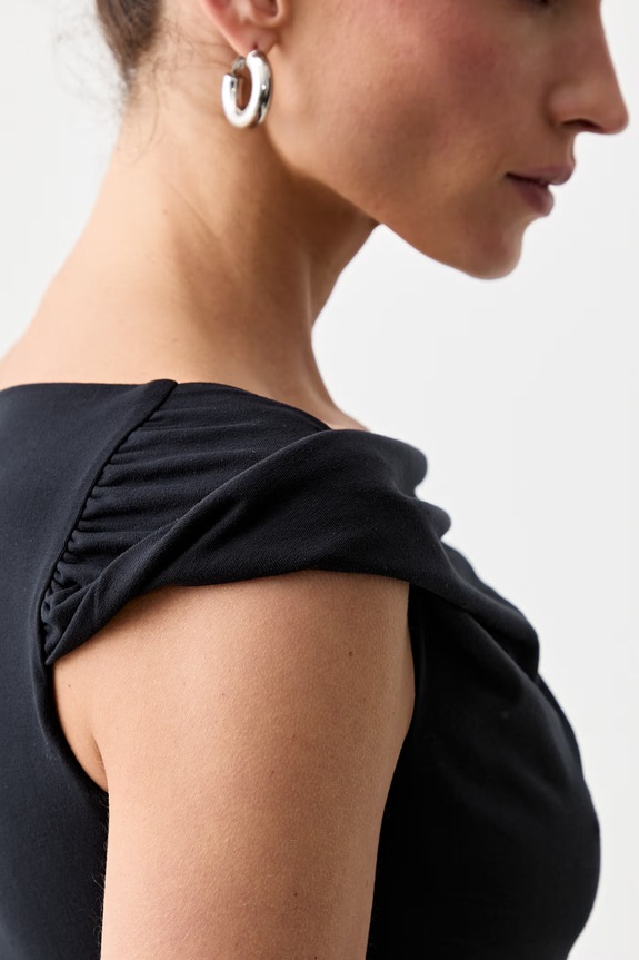 Levi's bluzka hiszpanka damska z wiskozą TORI TWISTED CLEAN 005JB granatowy