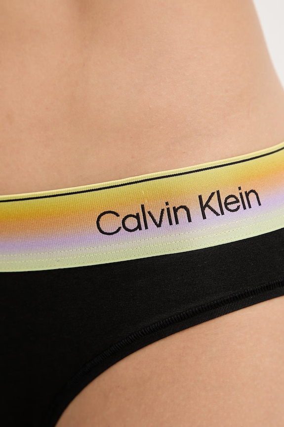 Oblečenie Calvin Klein Underwear nohavičky dámske s bavlnou LV00QF8785 čierna